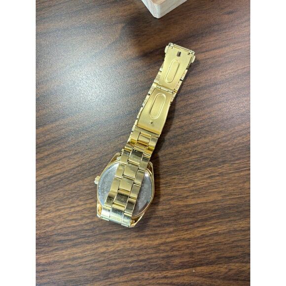 Men's Gold Tone Analog Wristwatch With Black Dial & Stainless Steel Band - Picture 6 of 8